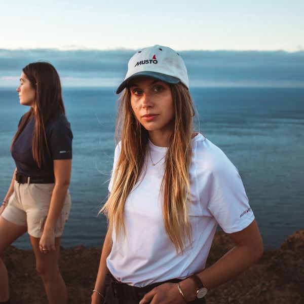 White Women's Evolution Sunblock Short-Sleeve T-Shirt 2.0 Musto